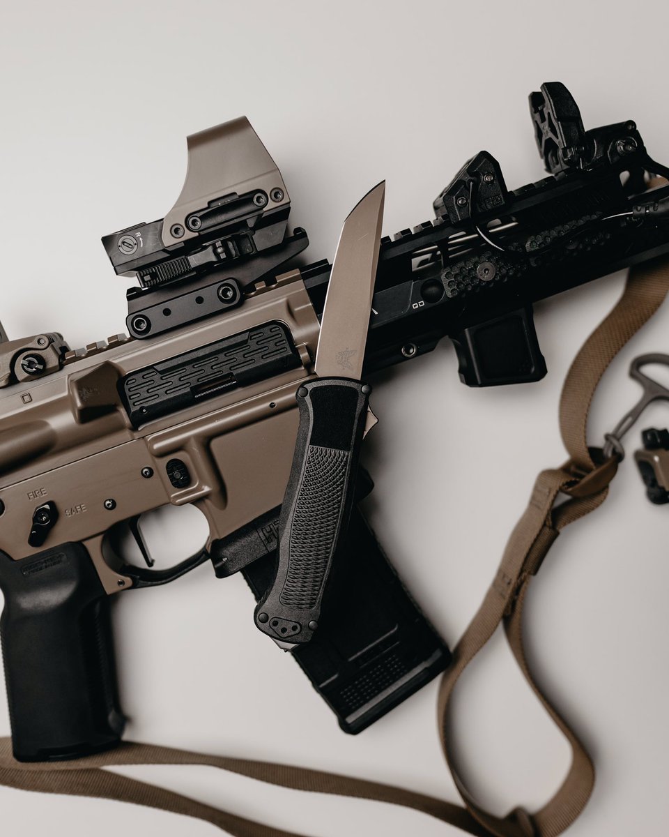 GUNMENusa's tweet photo. New new Benchmade Shootout https://t.co/Ct4Yyel6kp
