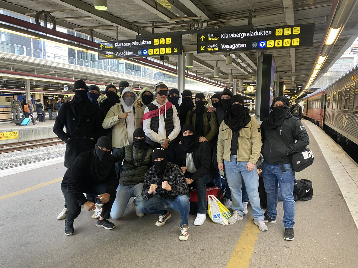 beeeeenim's tweet photo. Svensexa för vår broder https://t.co/hCBgZ5ywmn