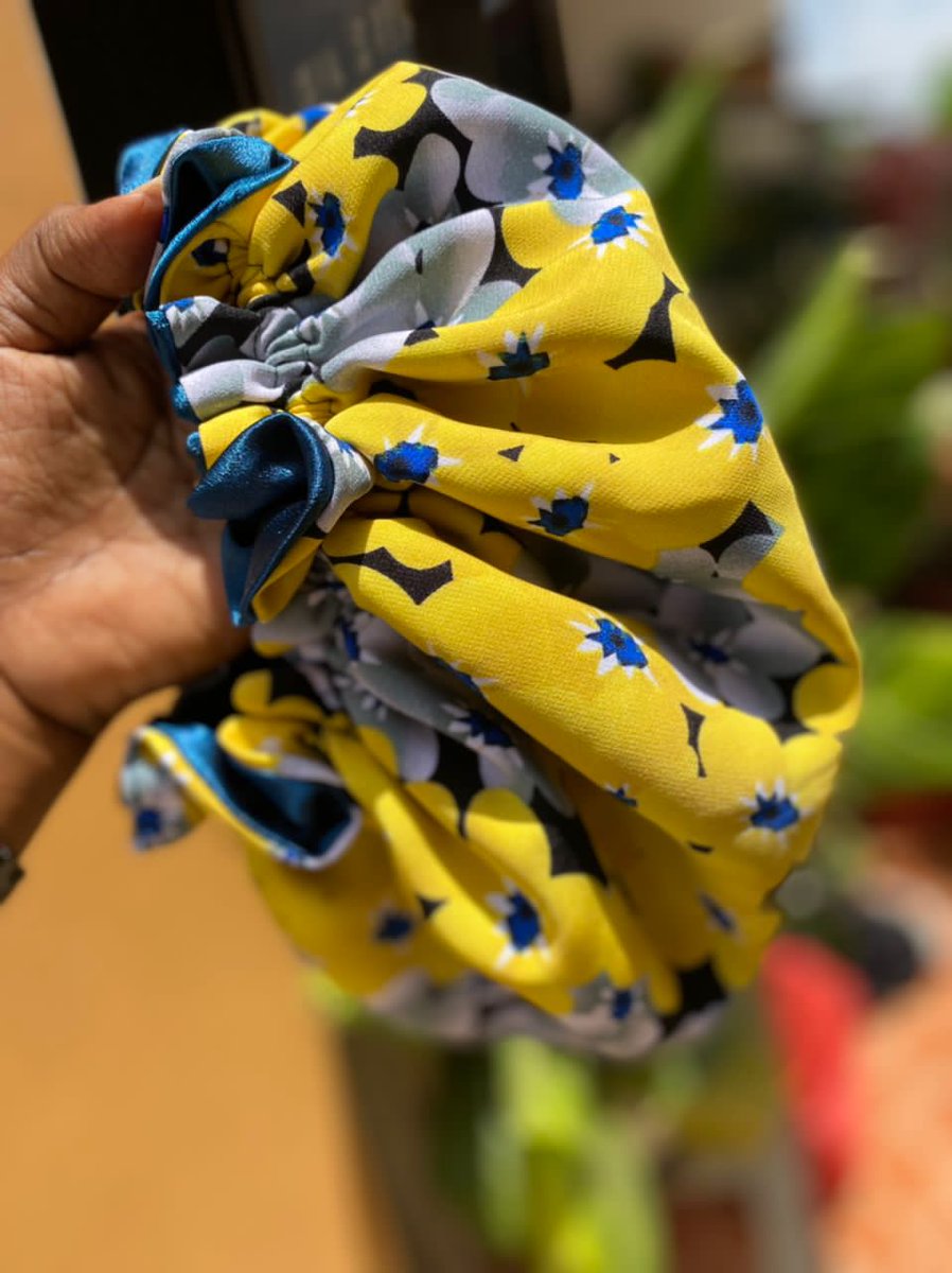 franklin_tissa's tweet photo. Satin Bonet .. kali sana hizi.
Mzigo wa moto sana zipo za kutosha pia unaweza kuweka order kwa colour unayoipenda. 

Price 15,000/= 
Za Kamba 20,000/=

Contact  0658110291
Mikoani tunatuma kwa uamifu na Dar ni free delivery. https://t.co/TXB1Lh4JJq