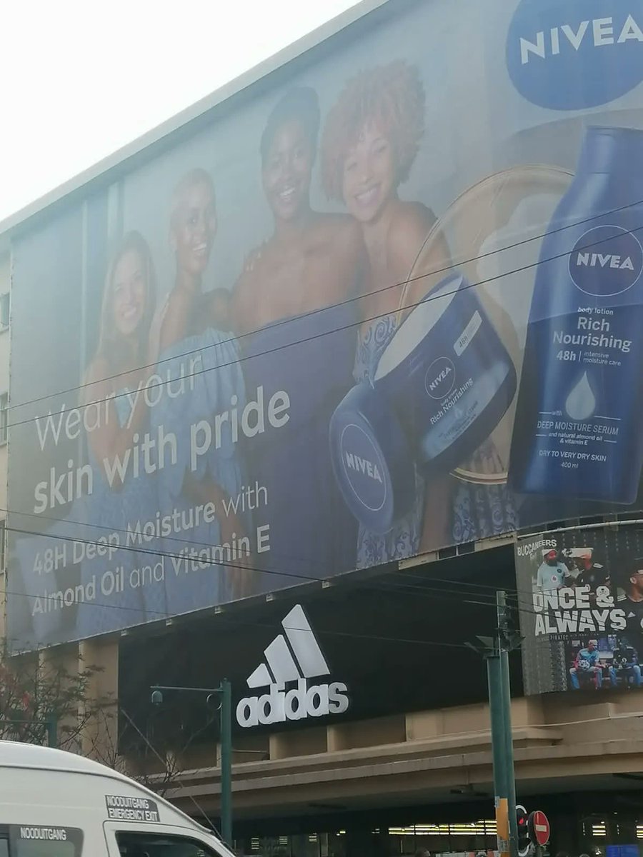 Rose_roseeeeeee's tweet photo. Do you know the material I’m working with ?
The best of the best International brands ✅
NALEDI MOGADIME is made for this .
Thank you #NiveaSA
BILLBOARD QUEEN NALE
#NaleBookedandBusy https://t.co/i8d5ibZkXb