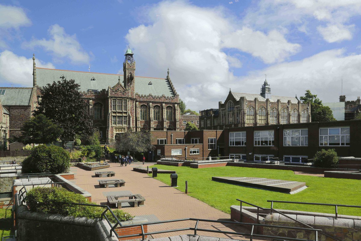 BGSBristol's tweet photo. A very warm welcome to families joining us at today's Open Morning, we hope you enjoy your visit to BGS.
Couldn't make it today? Contact the Admissions Team to book a visit, call 0117 933 9885 #VisitBGS https://t.co/UY7w4PexFl