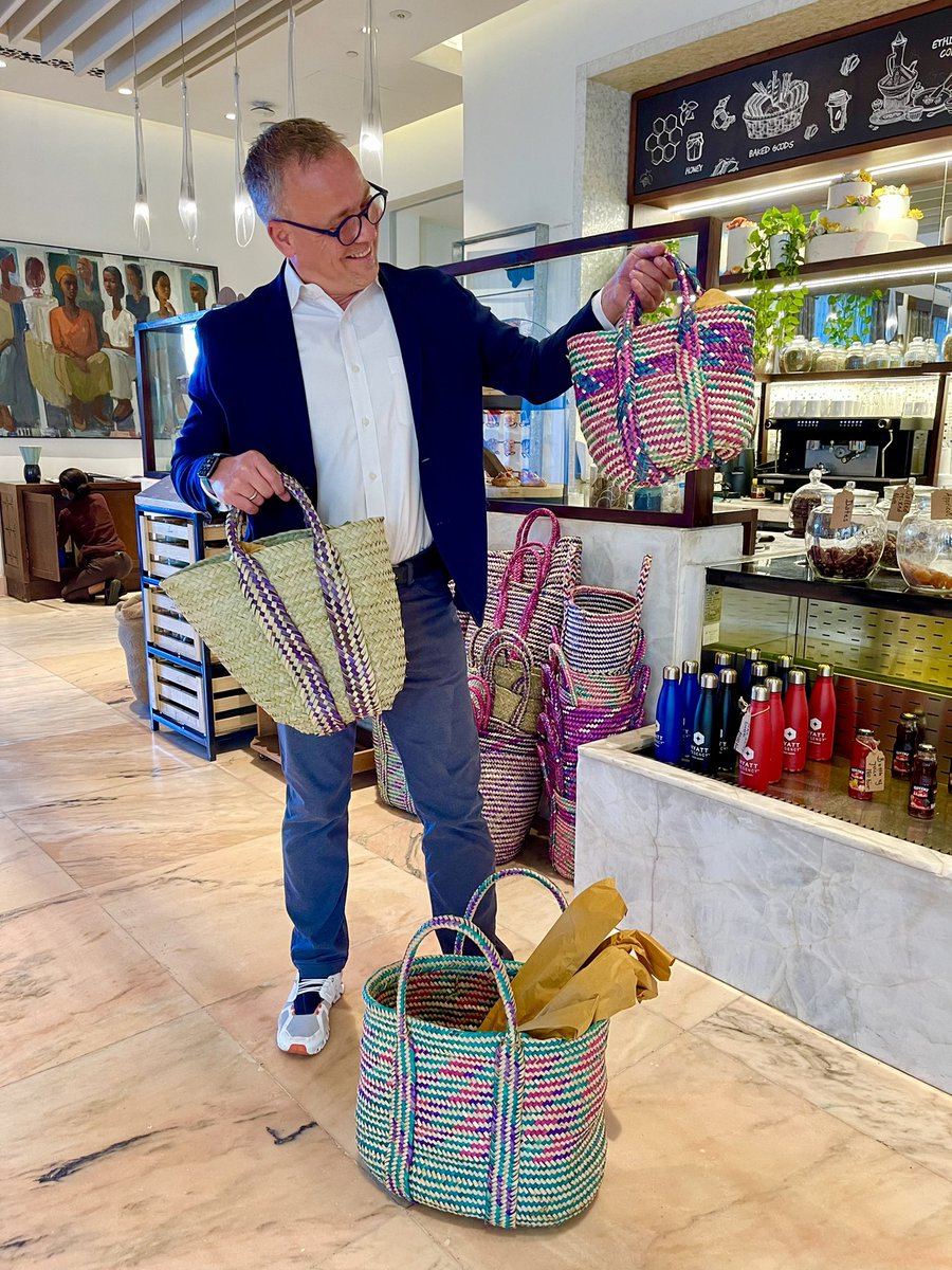 And whats your size?! #zembils #yezembilmelse #plasticfree #womenempowerment #InAHyattWorld #AddisAbaba #Ethiopia #LandOfOrigins