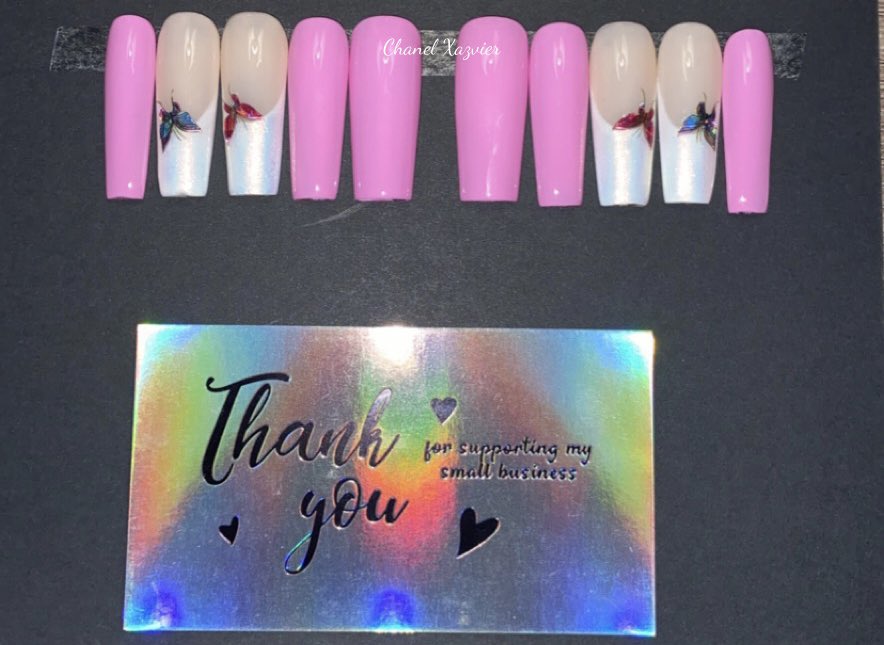 CeeEkzEss's tweet photo. A little slight werk tonight. My set for the next 21 days until my 46th birthday. #blacknailtech #blackownedbusiness #custompressonnails #acrylicpressonnails #supportblackownedbusiness https://t.co/0xUueBp7Hn