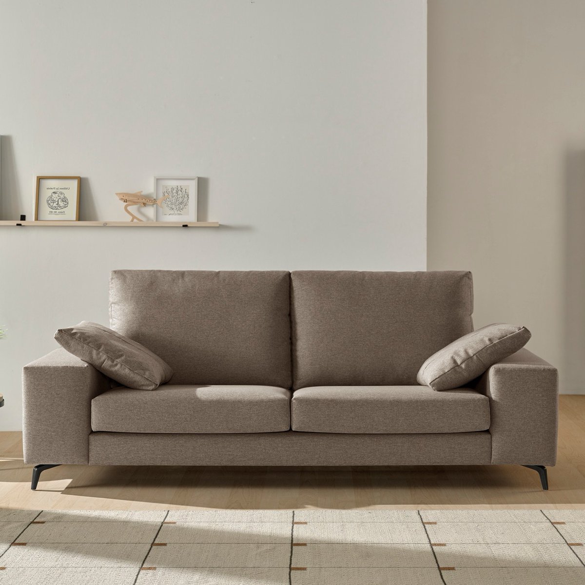 Mymobelsur's tweet photo. 🛋 Sofá sencillo, elegante, práctico y atemporal. Así es nuestro nuevo 𝐬𝐨𝐟á 𝐅𝐑𝐀𝐘. 
Muy versátil para cualquier salón ¿Qué opináis?
.
#sofa #sofas #sofacama #sofasmodernos #decoraciones #decoracion #hogar #hogares #casa #decoracionhogar #decoraciondeinteriores #deco #diseño https://t.co/7i88V8wfoP