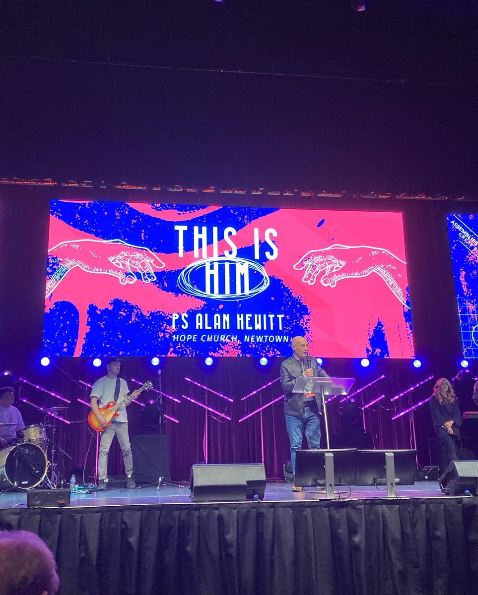 SeanandSusan's tweet photo. Being so blessed and challenged at AOG GB Conference in Harrogate. So good to be back among great friends and extended family. #aoggb #thisis https://t.co/ZLRPKSWByo