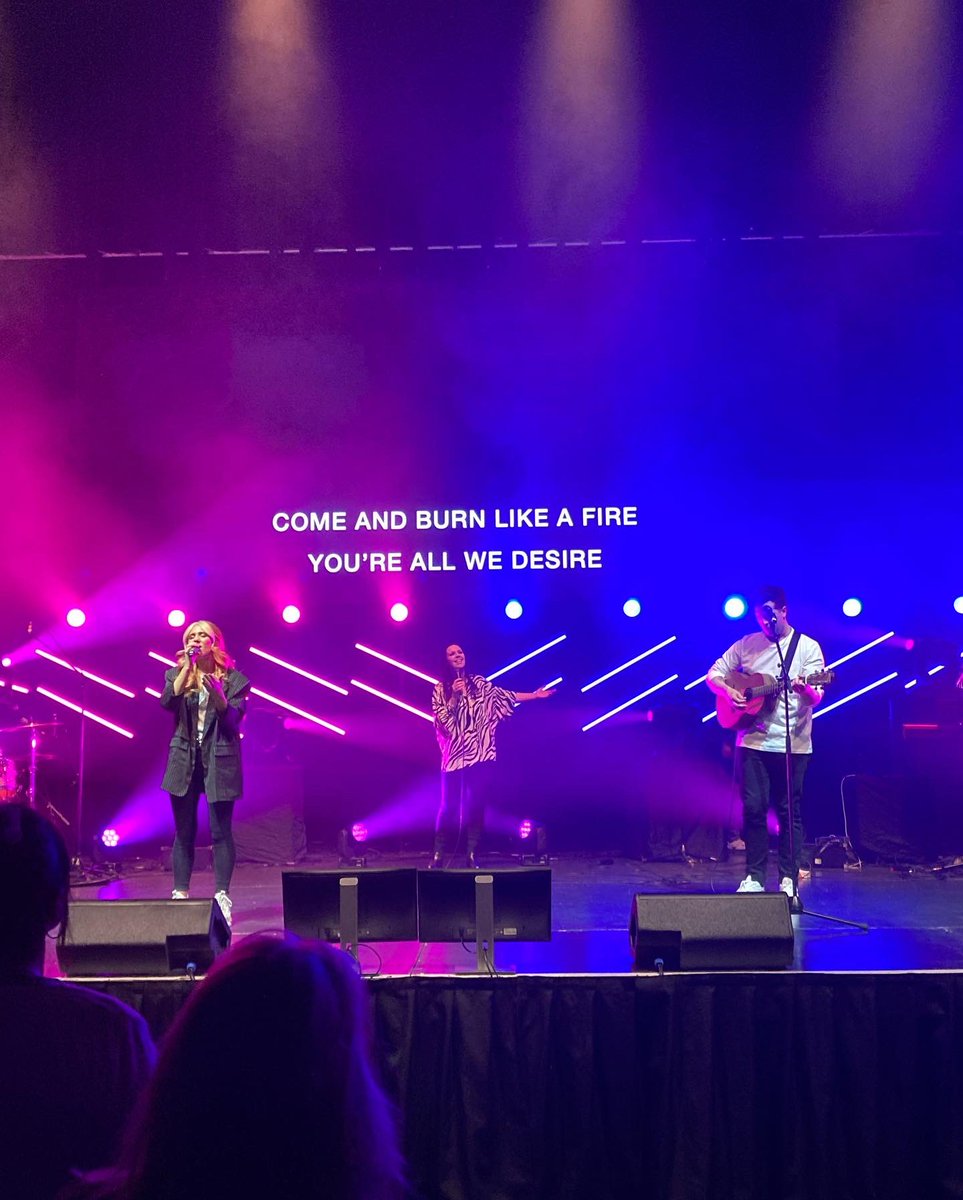 SeanandSusan's tweet photo. Being so blessed and challenged at AOG GB Conference in Harrogate. So good to be back among great friends and extended family. #aoggb #thisis https://t.co/ZLRPKSWByo