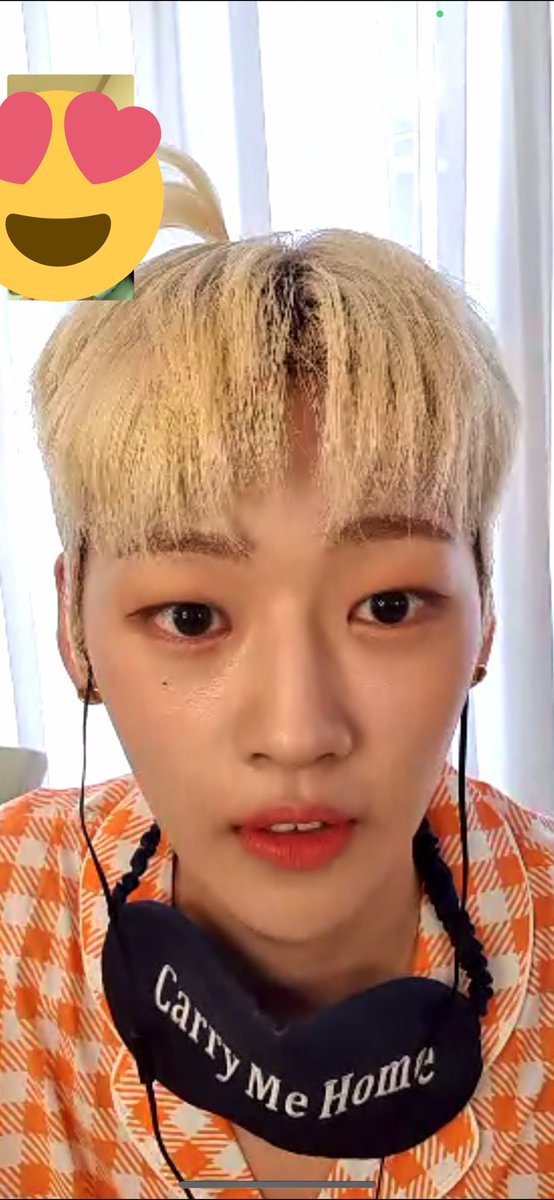yohan_i_'s tweet photo. 220505 에버라인 영통팬싸

강석화 들튀한다 진짜 조심해라 
머리부터 옷까지 오렌지같아서 귀여워써 🍊 https://t.co/1PhQxIFH6H