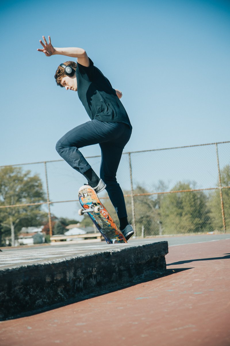 SupsooGlobal's tweet photo. Let the power of music help you train new skills.
#fyp #Supsoo #musiclover #skate #noisemusic #skatepark #skateboardingisfun https://t.co/LILaQShSjT