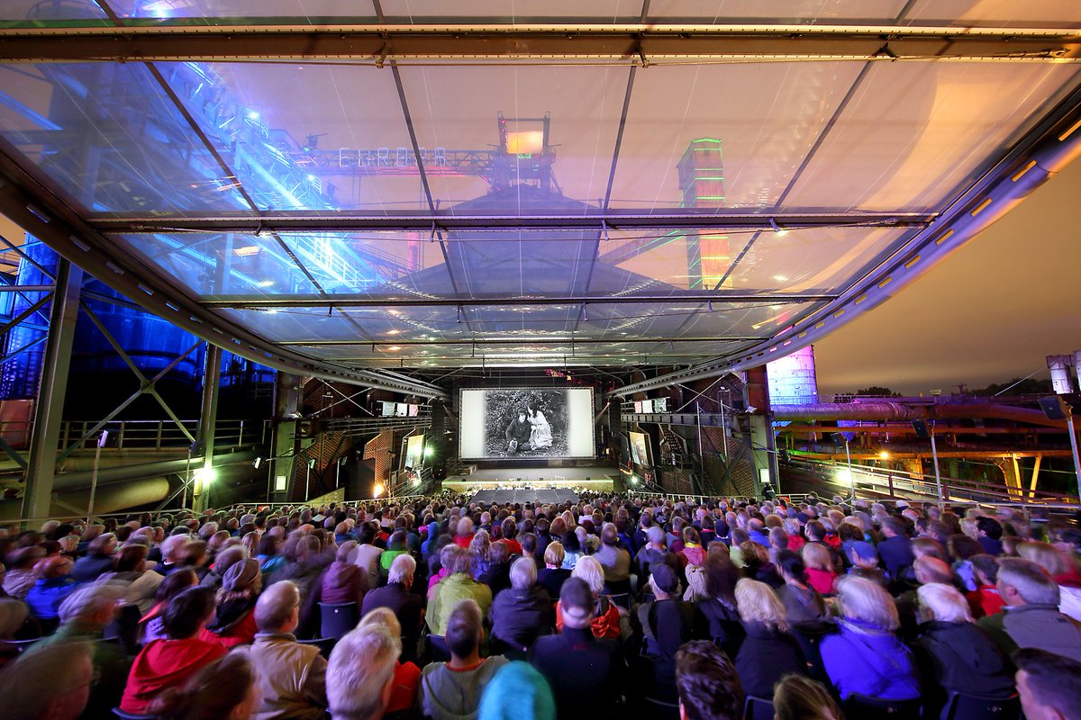 Endlich! Das Sommerkino kommt zurück in den Landschaftspark Duisburg-Nord. Tickets gibt es ab dem 22.06.2022 auf stadtwerke-sommerkino.de Foto: Thomas Berns