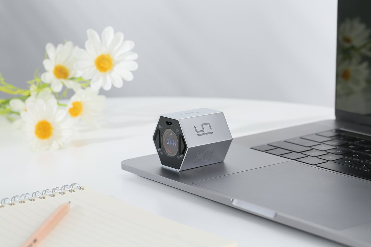 ticktimetimer's tweet image. The secret to becoming a master of time management is in our TickTime.🥰
#TickTime #TickTimetimer #pomodoro #work #cook #study #desksetup