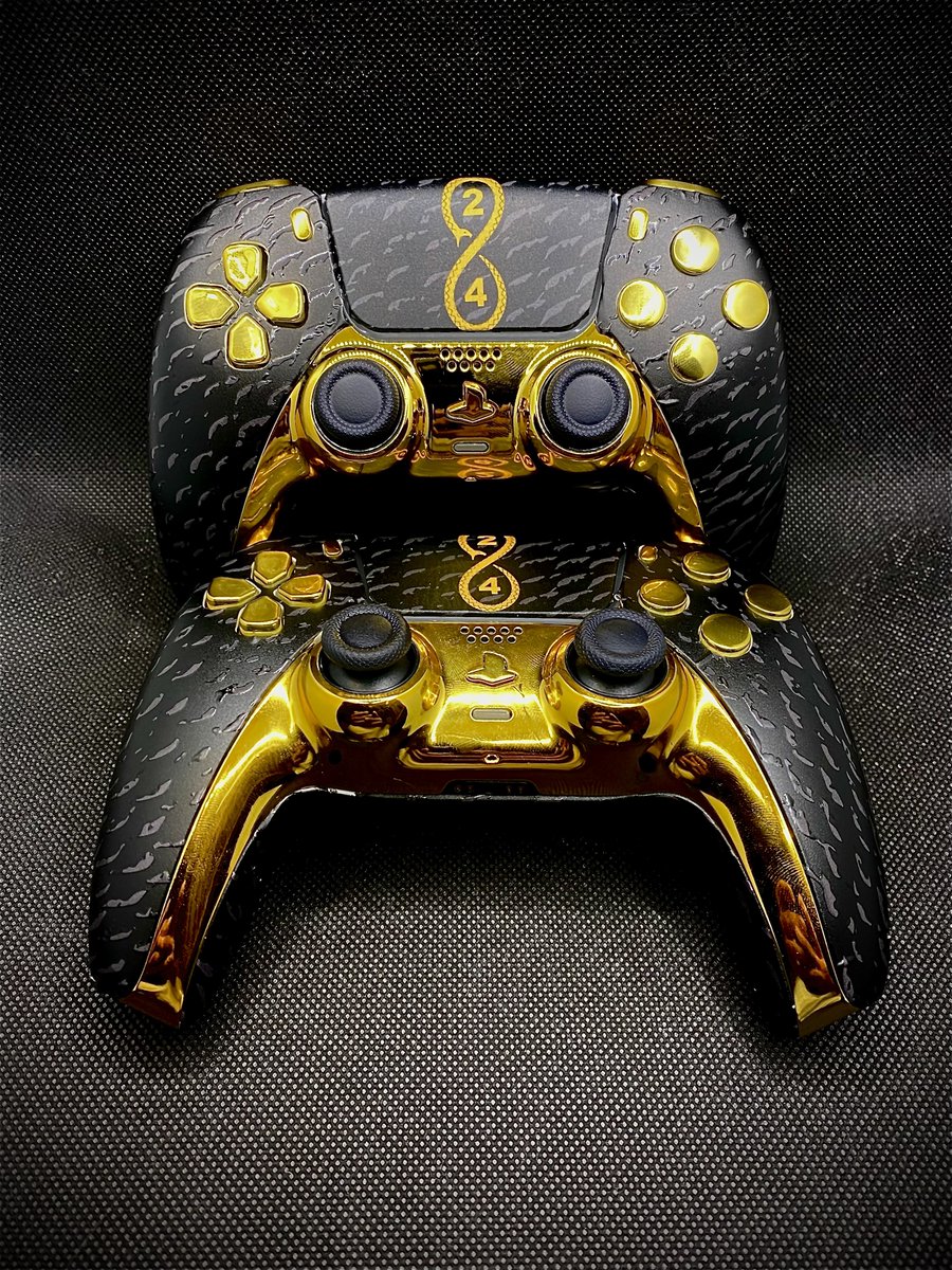 KustmKontrllerz's tweet photo. Black Mamba Kontrollerz done and ready to be shipped! Coming your way @DSingh623 &amp; @LakeShowYo https://t.co/7e62W6VXk0