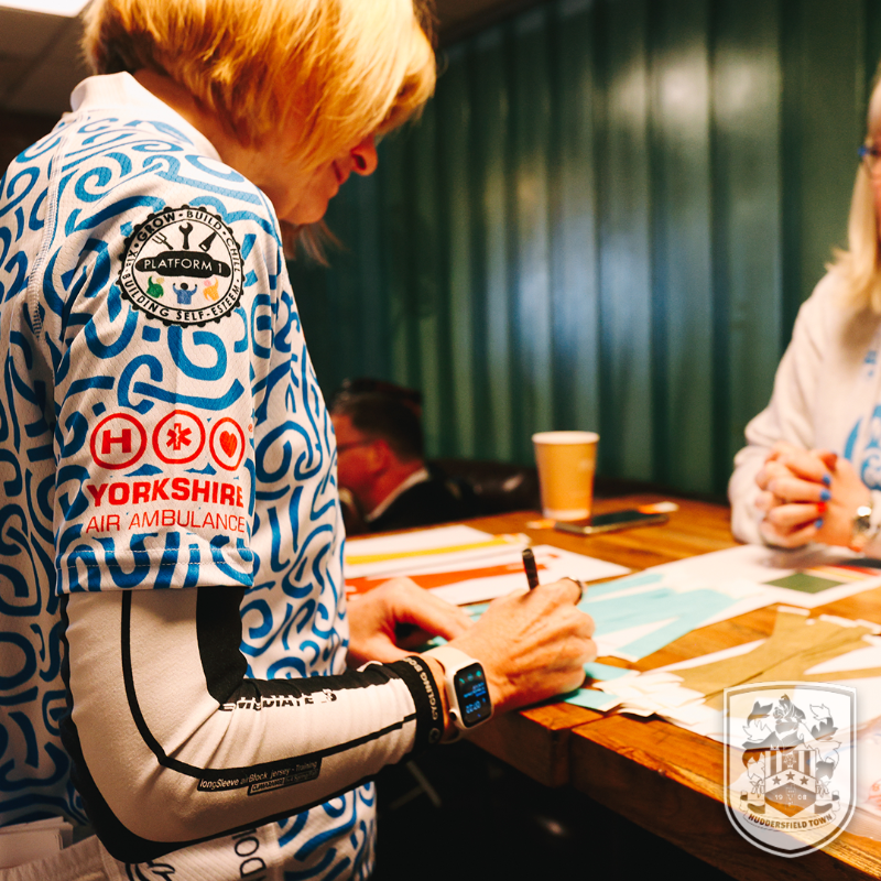 htafc's tweet photo. 🚲 𝐇𝐄𝐑𝐄'𝐒 𝐖𝐇𝐘 𝐏𝟒𝐏 𝐄𝐗𝐈𝐒𝐓𝐒:

- Over £2️⃣.2️⃣ 𝓜𝓘𝓛𝓛𝓘𝓞𝓝 raised since 2️⃣0️⃣0️⃣9️⃣

- In support of @htafcfoundation, @YorkshireAirAmb, @TheKirkwood_UK and @Platform_1_HD1 💙

- If you can, please donate via the link attached ⤵

@MadeByCooper | #P4P | #PedalForPounds