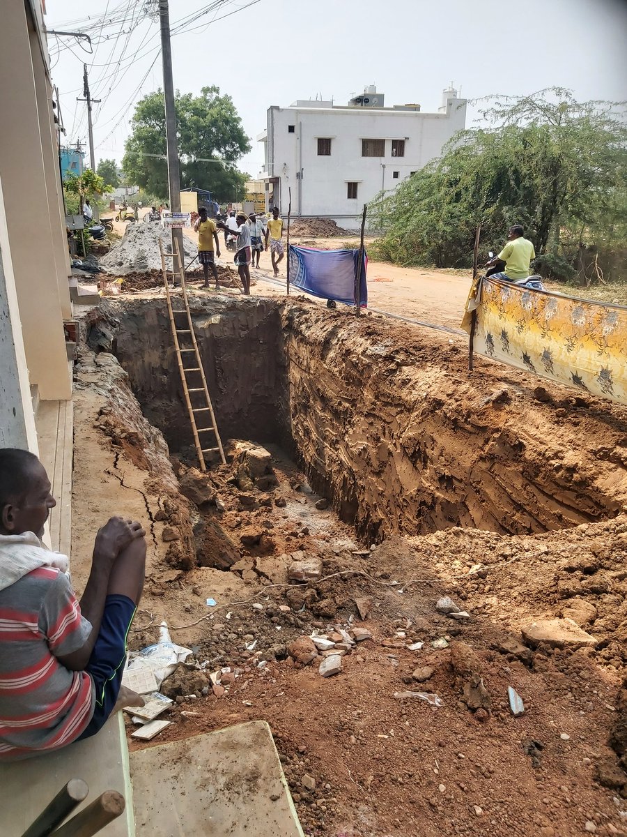 manoharankumar9's tweet image. அமைச்சர் கண்ணப்பன் அவர்களின் ஆதரவாளர்கள் ராம் கோனார் கேட்பதற்கு மக்களுக்கு பயம் ஆட்சி அதிகாரத்தில் உள்ள அதிகாரிகளுக்கும் பயம் இது இந்த நாட்டில் அதிகாரம் யார் கையில் உள்ளது