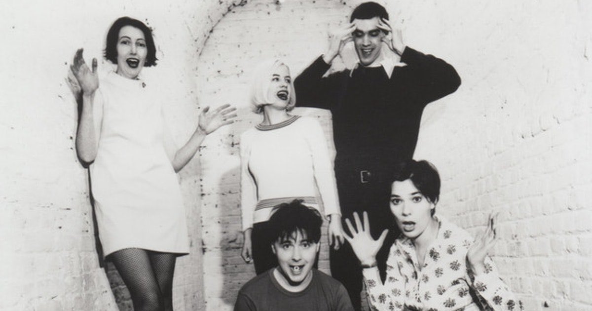  happy birthday Lætitia Sadier xx 