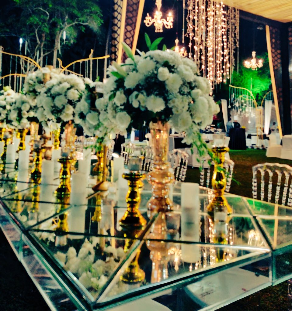 REGALEVENTS2's tweet photo. When a guest sits down there should be something beautiful and inspiring to look at....#eventdecor #eventplanner #weddingdecor #weddinginspiration #weddingplanning (call: 824 998 2219) https://t.co/BUK4wS4pCv