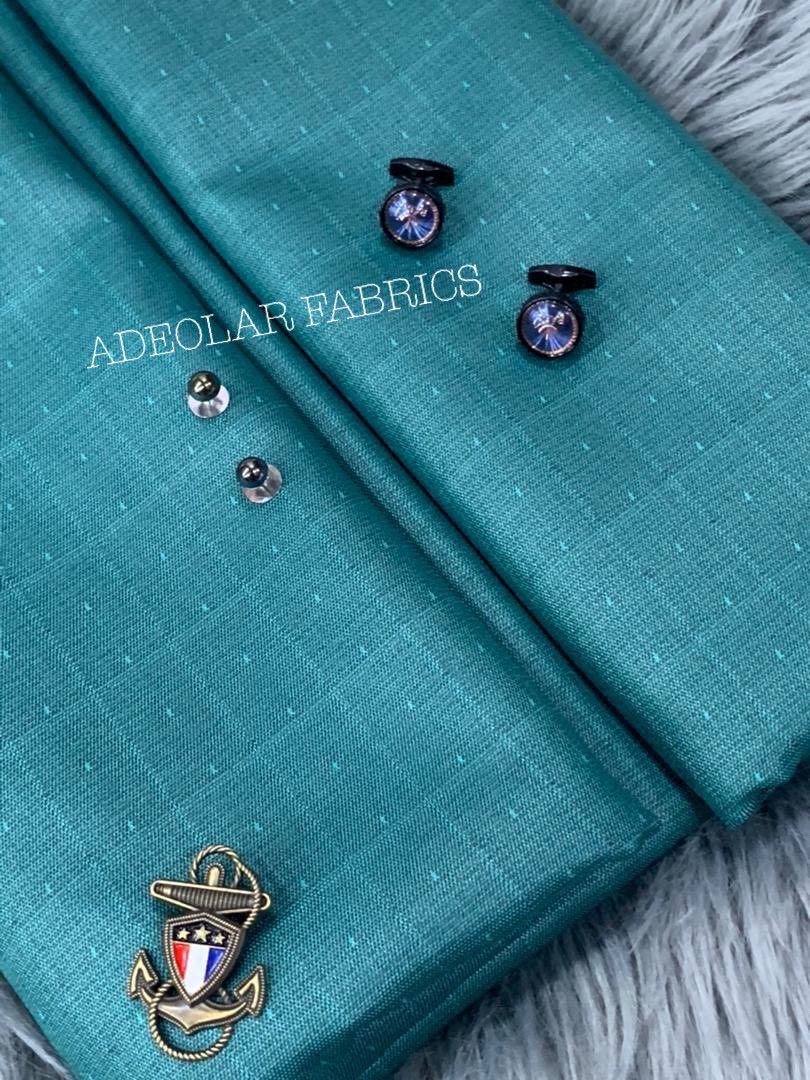 New In 🥰🥰🥰

Price:9600/4yards 

Delivery 🚚 Nationwide 

IG:@Adeolarfabrics_n_Accessories

Please RT