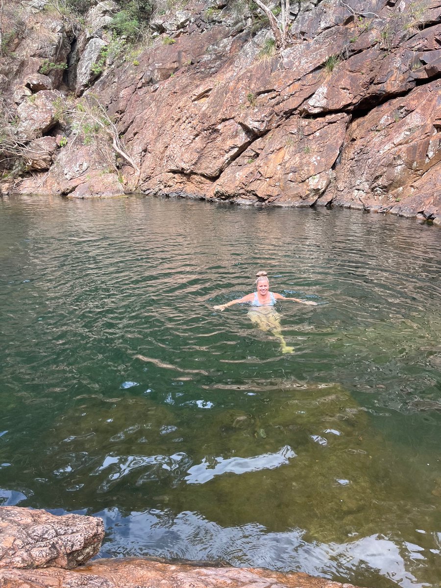 P1ford8's tweet photo. Rocky hole mt mee
#neverest https://t.co/xf1wI2H70G