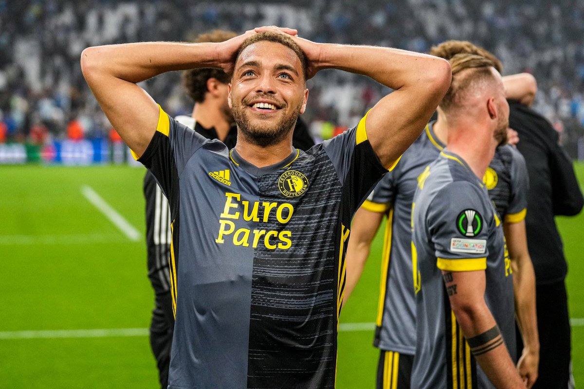 Feyenoord's tweet image. Can you believe it? 😳

Last night wasn’t a dream…

#MakingMemories • #UECL