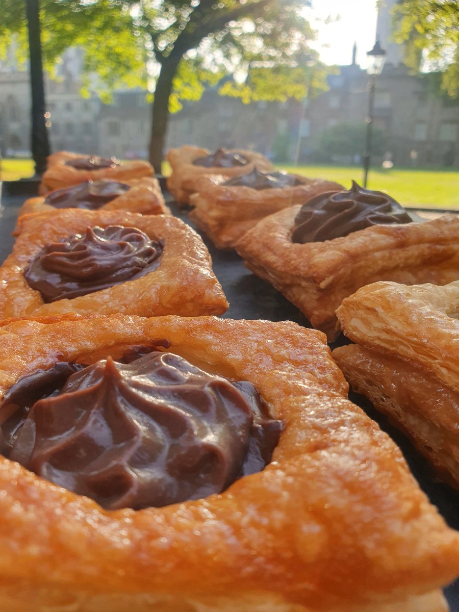 HoweChoir's tweet image. Breakfast time 😋