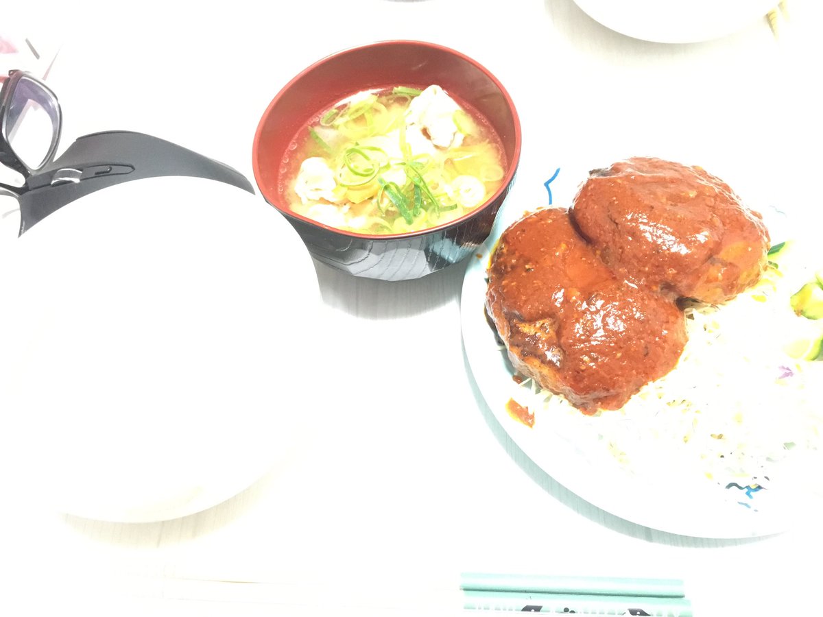 Mitsui_kun00's tweet photo. ゴールデンウィークはーハンバーグがーおいしかったーおいしかったー https://t.co/T4NNfUAFru