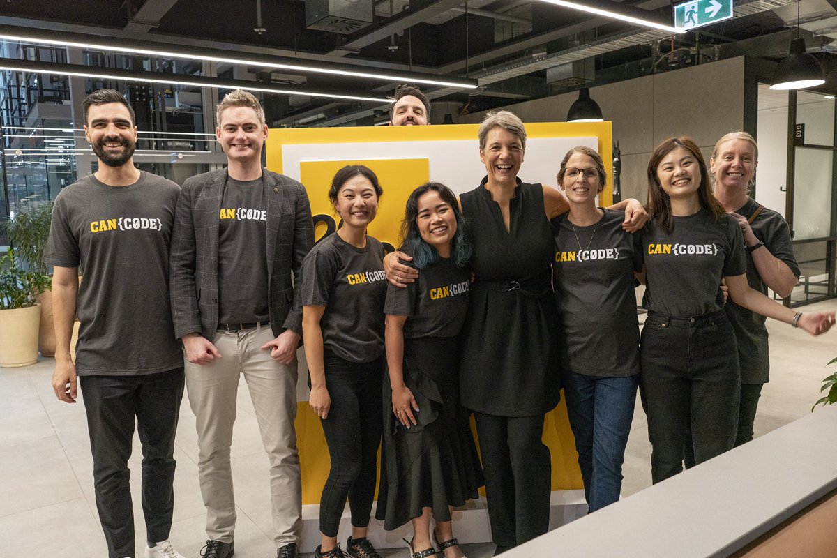 silicon_quantum's tweet photo. Thank you @CommBank for inviting #MichelleSimmons to speak to your engineers across Australia, India, and Bankwest at the #CommBank #EngineeringSymposium. It was a great time sharing our vision for the next 20 years! https://t.co/ic7E5Kd8Q5