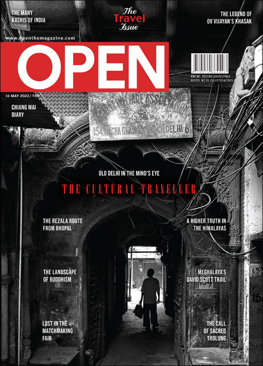 ashishsphotos's tweet image. Old Delhi in the mind’s eye. The cultural traveller cover photograph shot by me for the travel issue. @Openthemag #travelissue