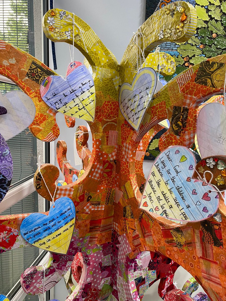 StAnnsRainhill's tweet photo. Next time you are in our school entrance, take a minute to read the beautiful prayers on the prayer tree written by the children. So thoughtful and powerful.
#Ukraine #PrayerTree #SpontaneousPrayers #RightsoftheChild #Unicef @the3saints @NW_LP https://t.co/XYq6vhwMNL