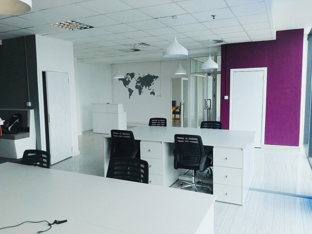 Thomsinteriors's tweet photo. #beforeandafter 3D renders vs complete project. We bring your vision to life.
#Rwot #designandbuild #womeninconstruction #buildandinstall #designrwanda #buildrwanda https://t.co/Rte5v93MuV