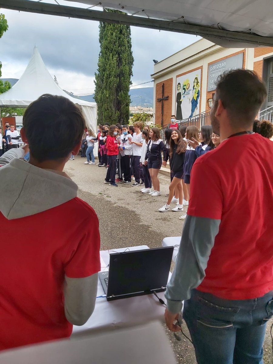 Un placer participar en #alcoibot! Más eventos así para dar a conocer la robótica y nuevas tecnologías!!! 
Gracias <a href="/JuanjoLopezIbi/">Juanjo López</a> por la oportunidad
<a href="/ArduinoBlocks/">arduinoblocks</a>