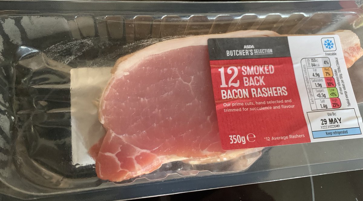 blokeonradio's tweet photo. Hey @asda , why not reduce your plastic seeing as you’re reducing the bacon size yet charging the same price? #minibacon https://t.co/shZ4W9URZR