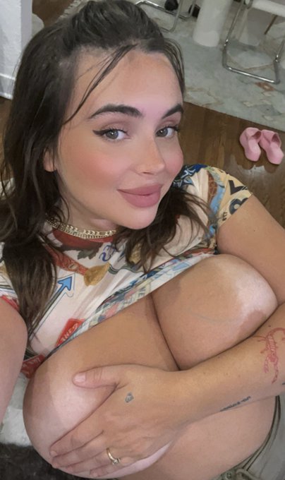 Drunkyyyy https://t.co/upGGkjRZye