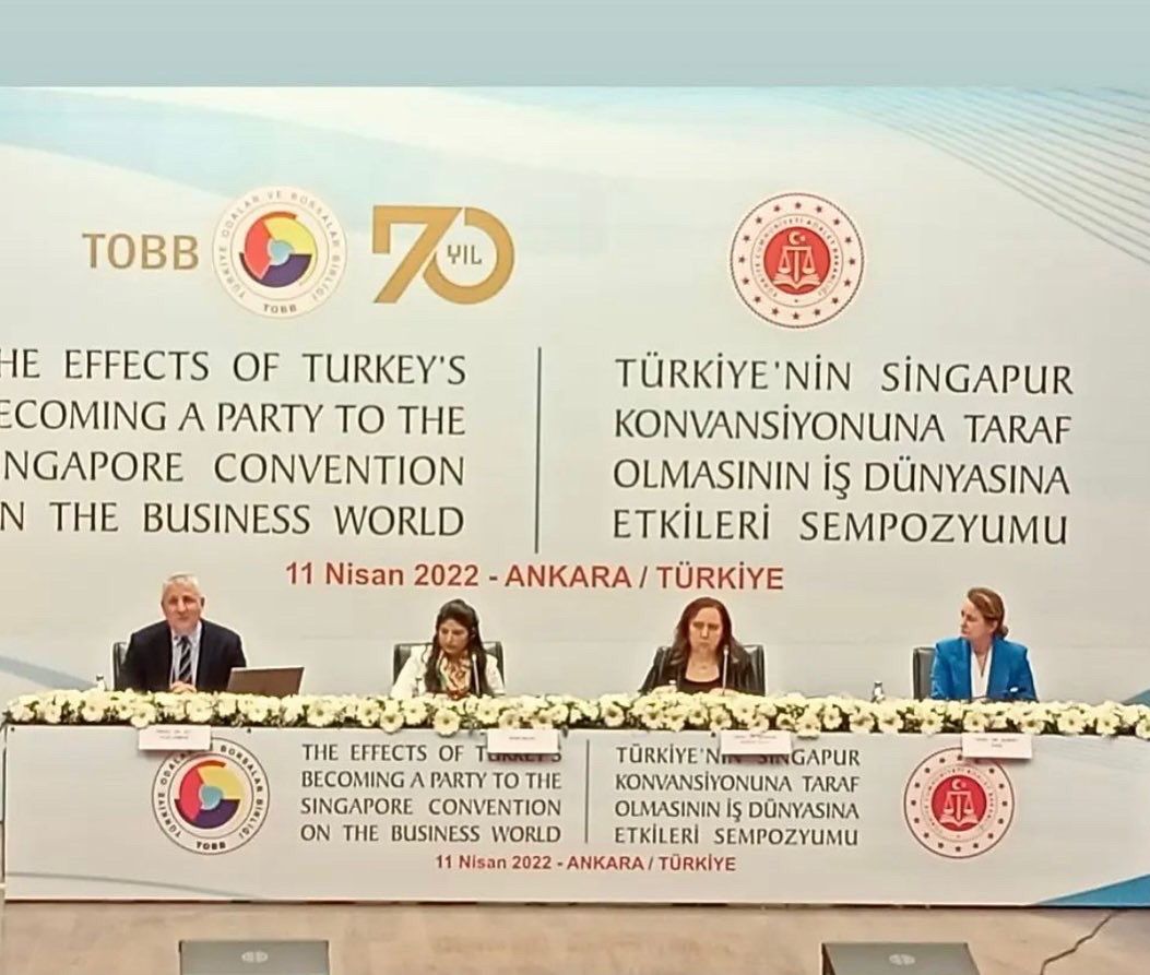 FeasIibf's tweet photo. Fakülte öğretim üyemiz Prof. Dr. Şebnem Akipek Öcal T. C. Adalet Bakanlığı ve TOBB tarafından 11 Nisan 2022'de düzenlenen Türkiye'nin Singapur Konvansiyonuna Taraf Olmasının İş Dünyasına Etkileri Sempozyumuna katıldı. https://t.co/amrsY5Bn9c