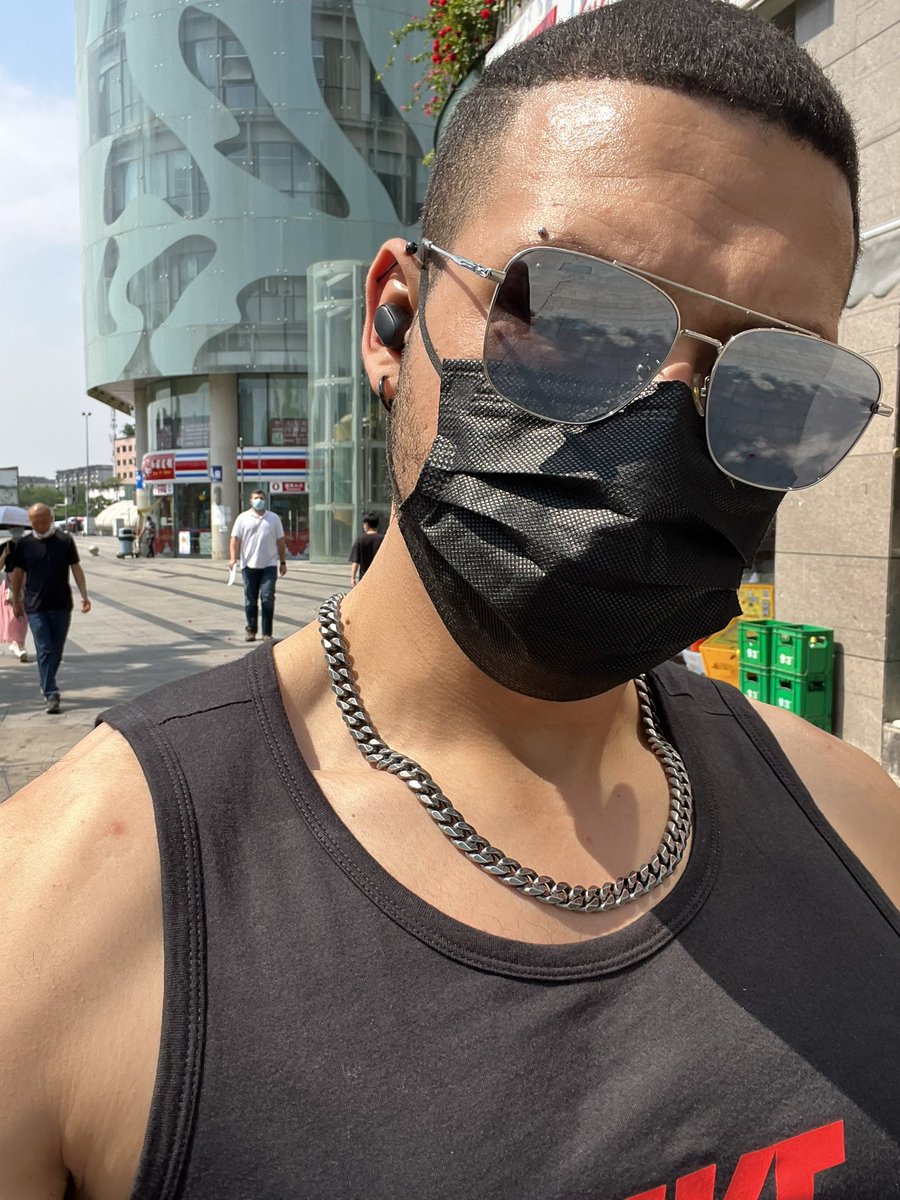 Hot day in Chengdu