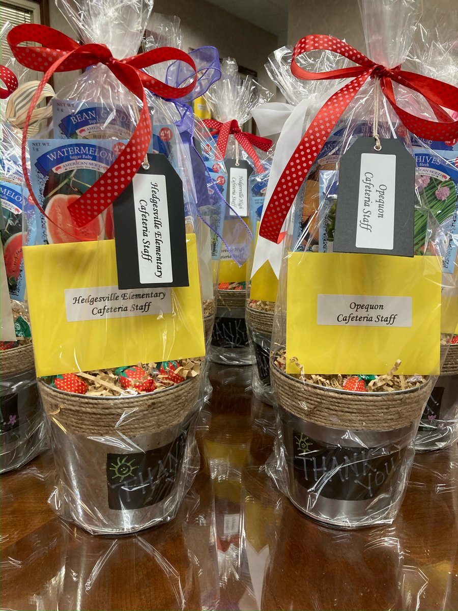 💯🍱To celebrate and show appreciation for #SchoolLunchHeroDay, our <a href="/BCSFoodNFit/">BCSFoodNFit</a> team crafted these gift baskets for each school's cafeteria staff! 👏We're proud to recognize your hard work! Thank you for all you do!👏 #BCSProud #SchoolLunchHeroDay <a href="/BerkCoSchoolsWV/">Berkeley Co. Schools</a>