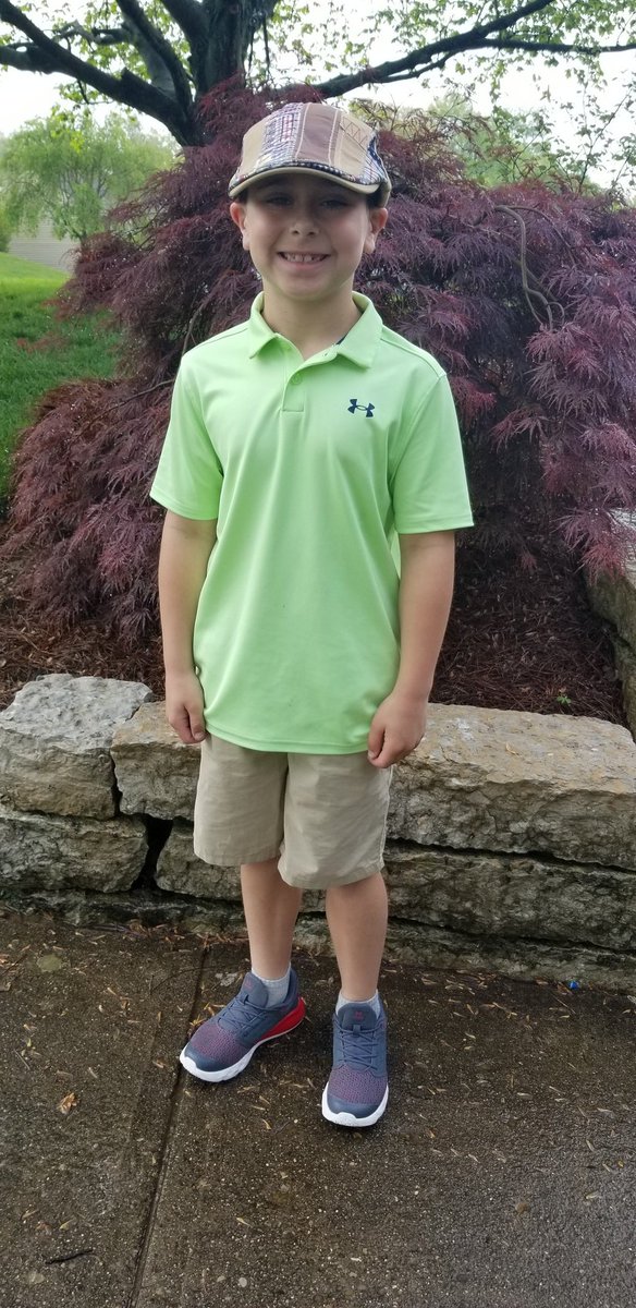 EricaShipley8's tweet photo. This #TMGENIUS was excited to wear his KY Derby hat to school today! Thank you to TM staff for making school so much for! 🐴 https://t.co/nsQDGKOzFL