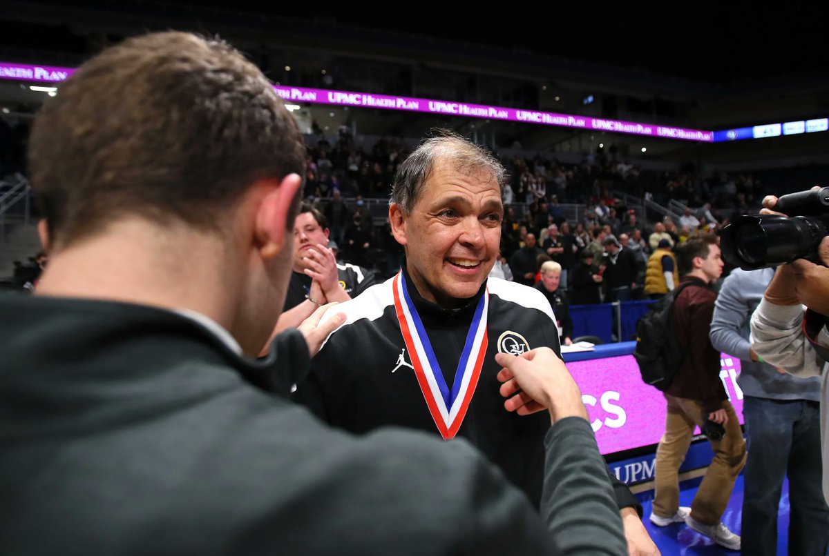 Quaker Valley HC Mike Mastroianni is named the 2021-22 Pennsylvania Sportswriters’ Class 4A Coach of the Year.