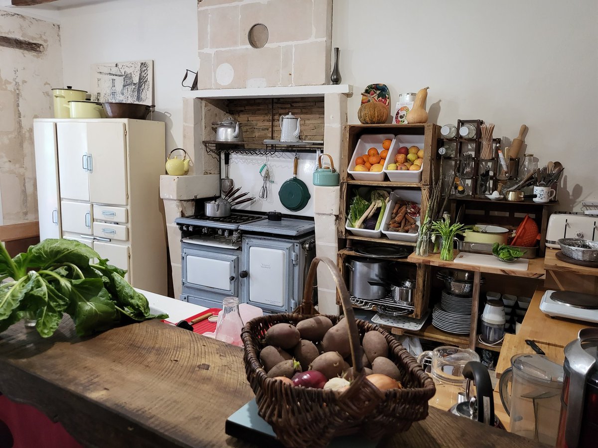 LAtypique_Anjou's tweet photo. On lance la nouvelle saison ! @LAtypique_Anjou sera ouvert ce samedi. Des jus et plein de nouvelles surprises, au cœur de la biodiversité, à Vaulandry @baugeenanjou 
#jaimelanjou https://t.co/jkJ85tA5A6