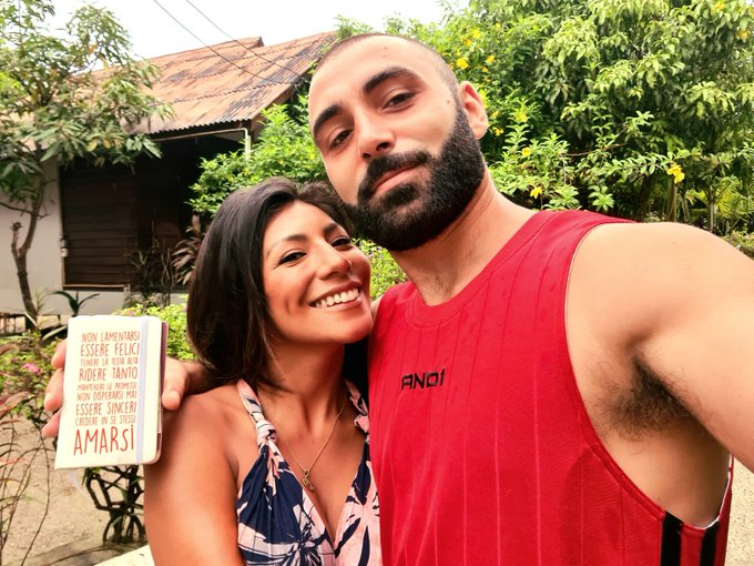 Non lamentarsi Essere felici Tenere la testa alta Ridere tanto Mantenere le promesse Non disperarsi mai Essere<a href="/tag/love"class="tags"><span>#love</span></a><a href="/tag/happy"class="tags"><span>#happy</span></a><a href="/tag/amore"class="tags"><span>#amore</span></a><a href="/tag/thailand"class="tags"><span>#thailand</span></a><a href="/tag/sonrisas"class="tags"><span>#sonrisas</span></a><a href="/tag/lovetravel"class="tags"><span>#lovetravel</span></a>