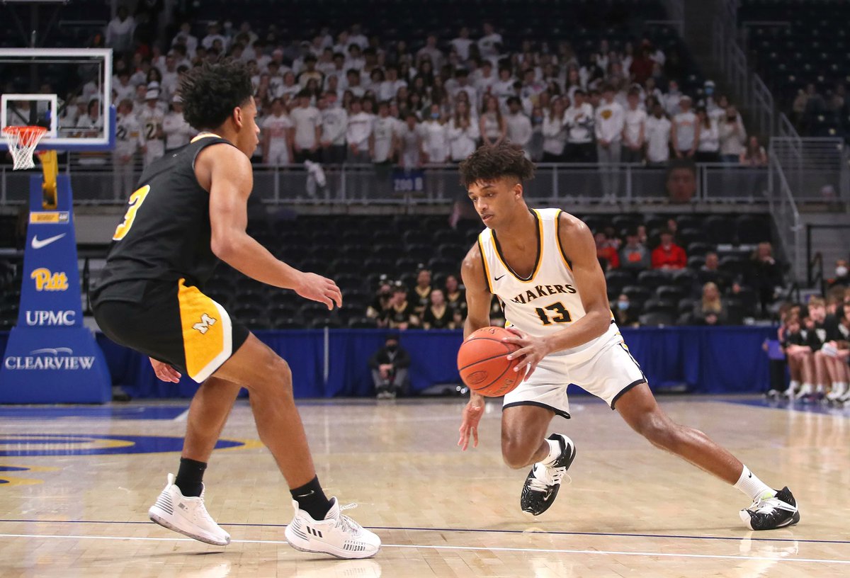 pupadhyaya_'s tweet photo. The 2021-22 PA Sportswriters' All-State Boys Basketball Team for Class 4A was announced at midnight. 

Four players from the Beaver Valley — two from Quaker Valley and two from Lincoln Park — made the cut. https://t.co/NARxUBavTO https://t.co/LCFsQhgUB0