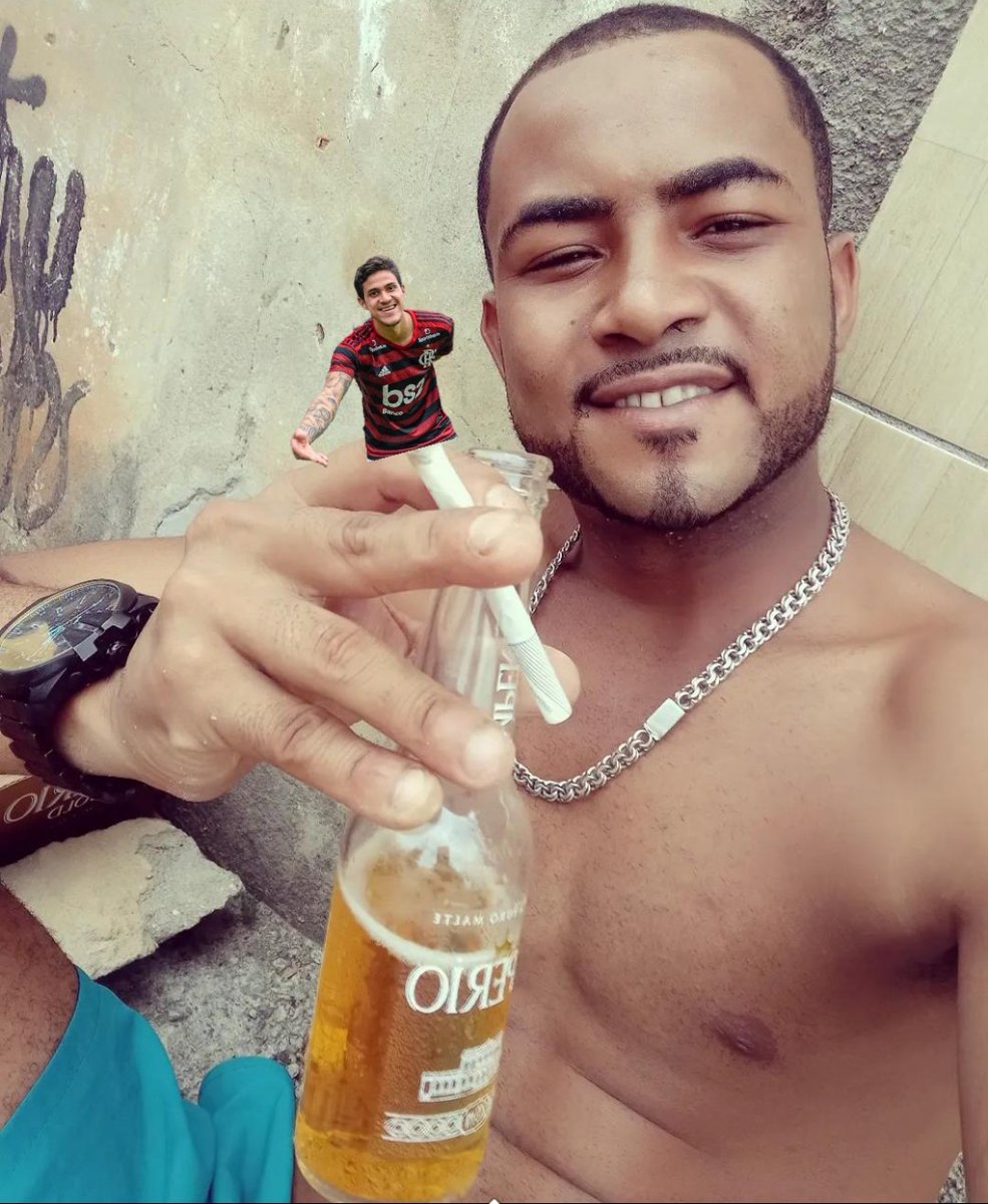 poxaleandro1's tweet photo. Obgd senhor por me conseder mas 1 primavera, Parabéns pra mim 🎉🎂🍻👏🏽 https://t.co/IAEHUf5G9f