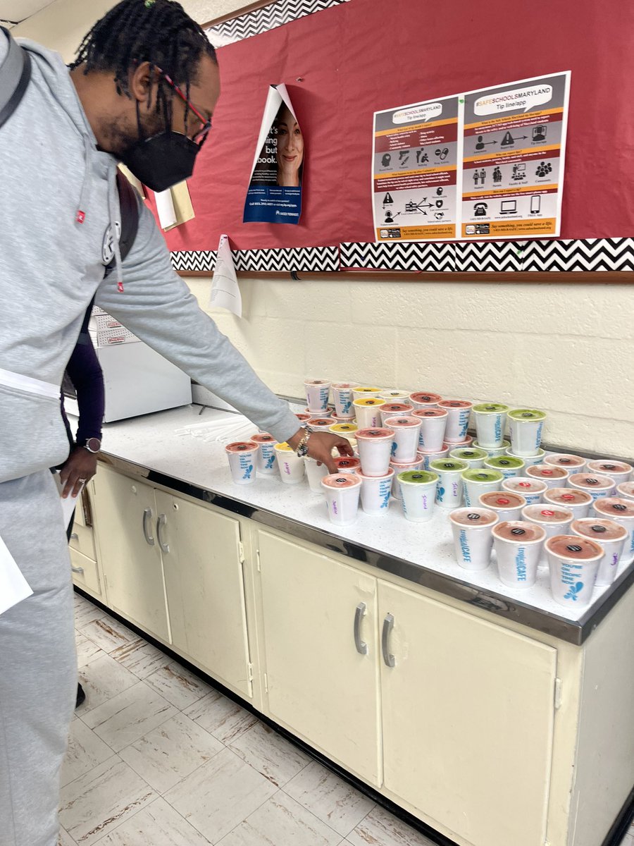 tmarshallms's tweet photo. Happy Teachers Appreciation from Administration TMMS staff enjoys Tropical Smoothie https://t.co/IGZ5gWMYHC