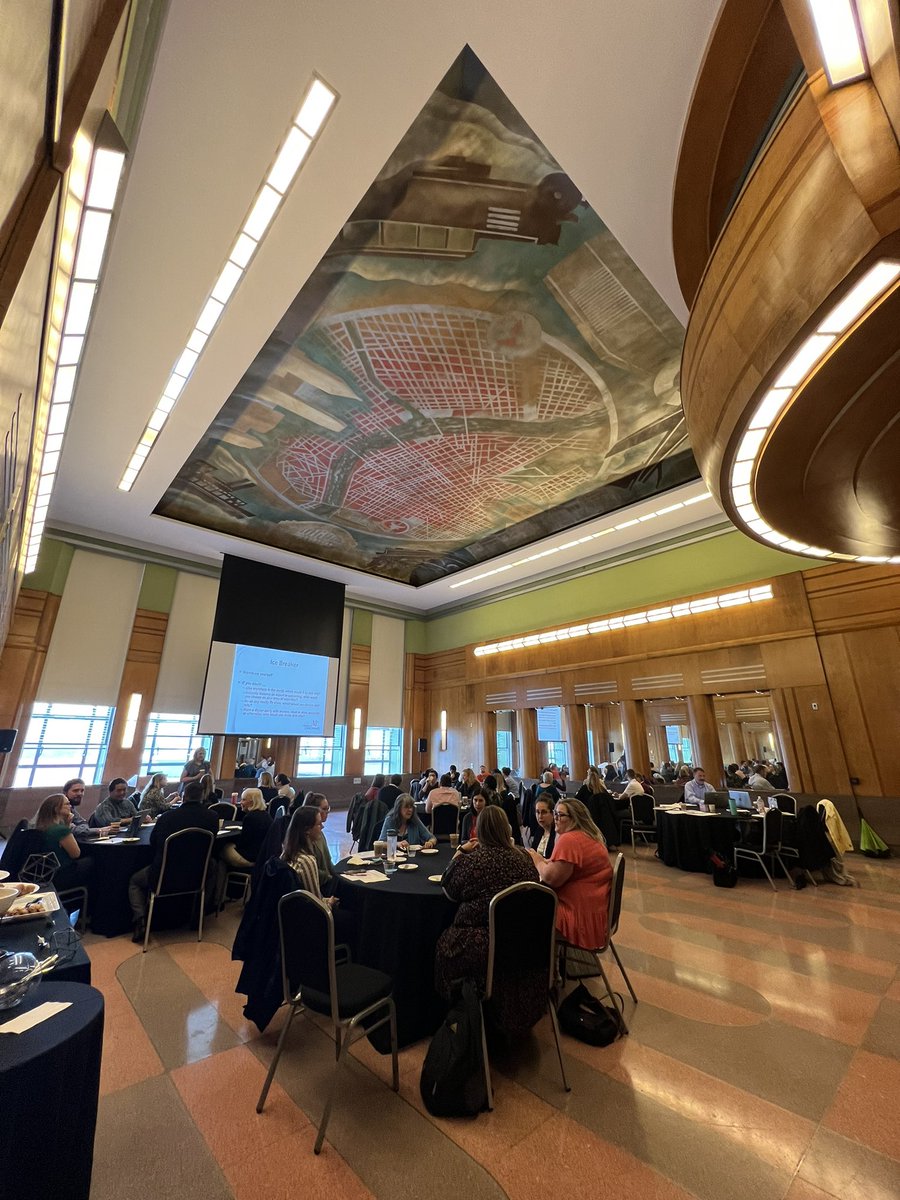 ledje's tweet photo. Fired up and ready to go! We have a full room of eager educators looking forward learning from,and collaborating with, each other for the good of our medical community.(4pics) @uc_health #ucgmebootcamp @UCincyMedicine https://t.co/ALtpEqQOJZ
