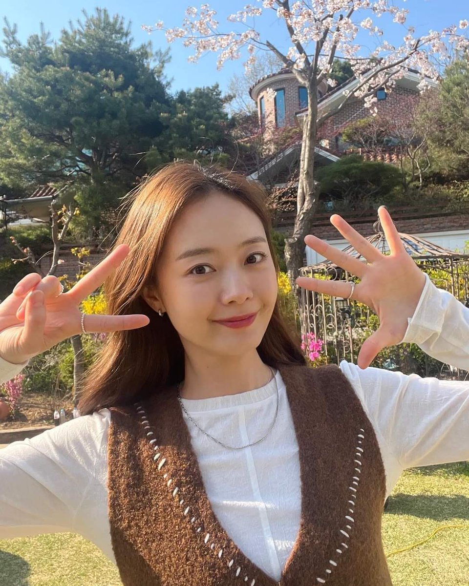 Our beautiful Sominie is back in Sixth Sense's episode today!

#JeonSoMin #전소민 
#SixthSense3 #식스센스