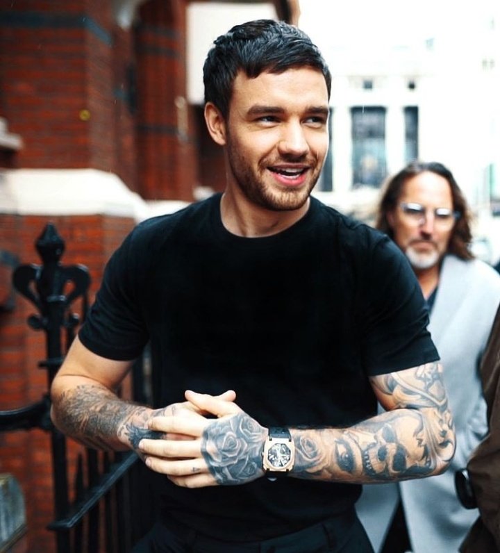 comfortforliam's tweet photo. If you stan reply with:
Liam https://t.co/7LooCLPzox