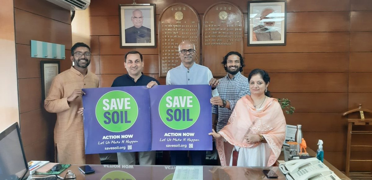 Ksareen30's tweet photo. Central Board of Secondary Education Secretary Shri Anurag Tripathi supports Save Soil Campaign #SaveSoil https://t.co/qE36Eorrvm