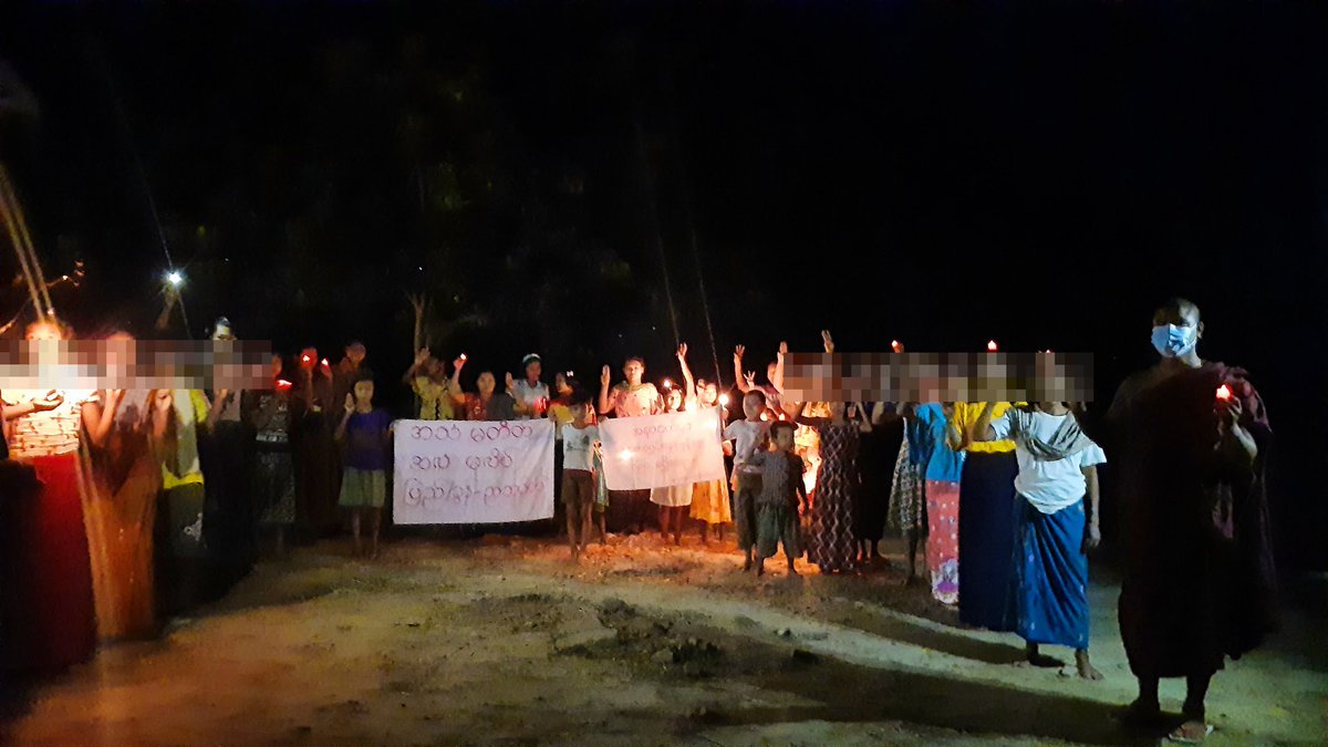 Wamtha2021's tweet photo. "အနာဂတ်မှာ အာဏာရှင်စနစ်မှန်သမျှ
လုံးဝ မရှိစေရ"
စစ်အာဏာရှင်တော်လှန်ရေး ညသပိတ်...
#2022May6Coup #WhatsHappeningInMyanmar #SupportPeopleDefenceForce
ပြည်ကြီးတံခွန် သပိတ်အင်အားစုး မန္တလေး
#အရေးတော်ပုံအောင်ရမည်
#အဂ္ဂဝံသ https://t.co/JJkQCzqOIs