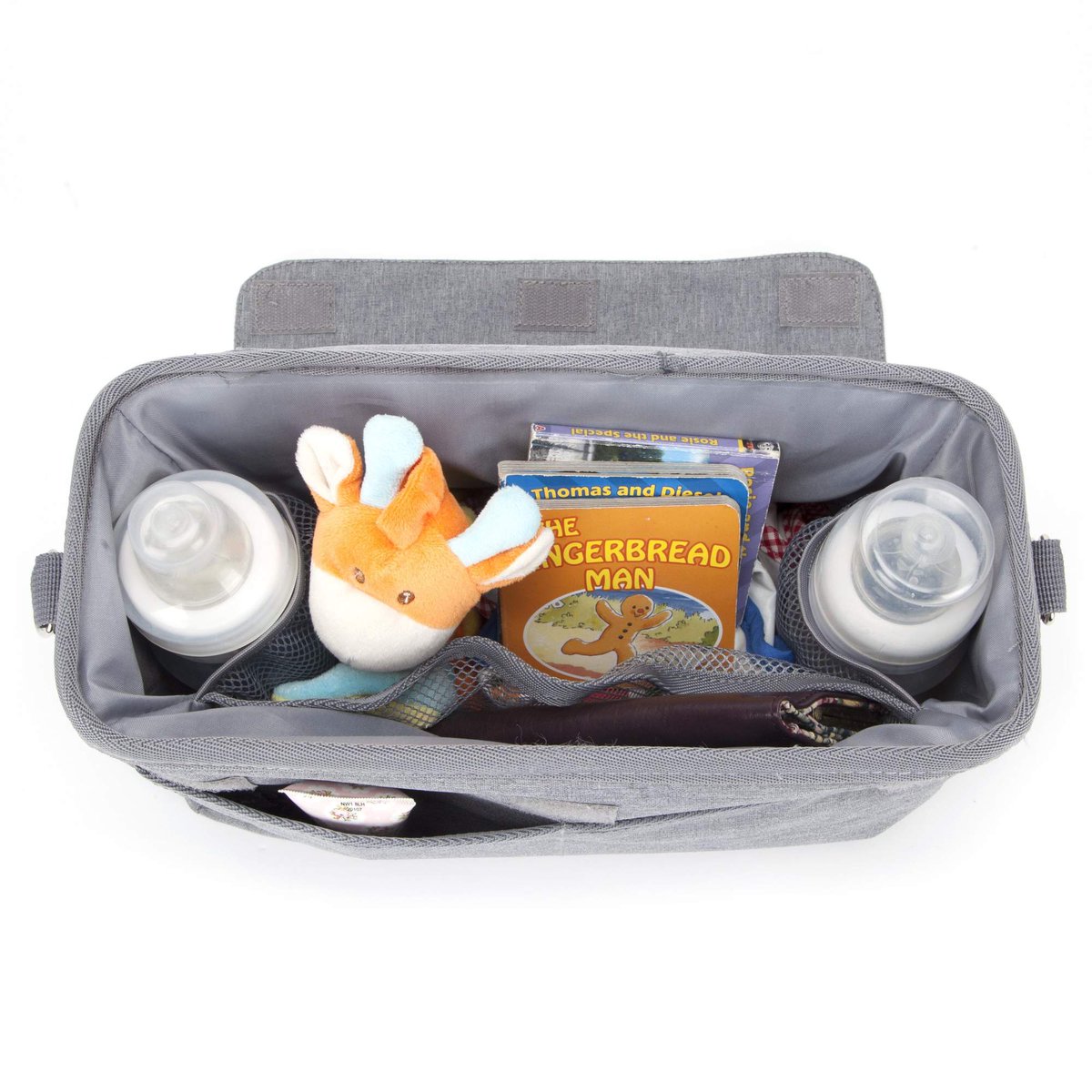 BTRDirectKids's tweet photo. 🍼The BTR Roam buggy organiser is EXTRA DEEP so you can keep lots of spare nappies, clothing or whatever you and your baby need on hand.
👩🏽‍🍼It also has a PVC phone pocket, key clip, wired top, and a detachable shoulder strap. 
🌄Just £19.99 incl p&amp;p
🏵https://t.co/RGd06J7yw0 https://t.co/dtOmNupDMu