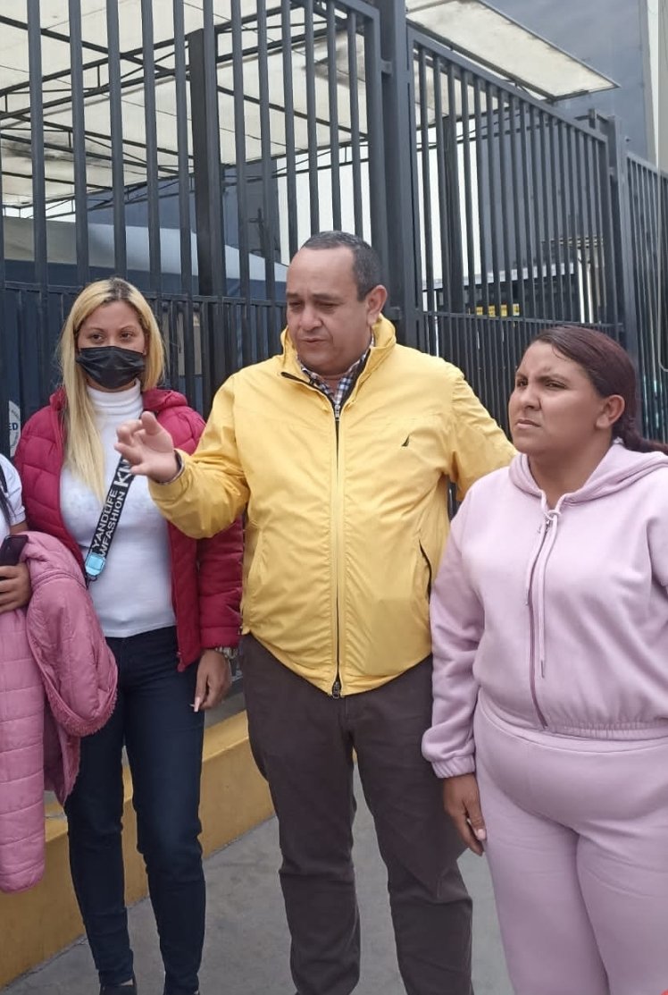 Oscar Pérez tweet media