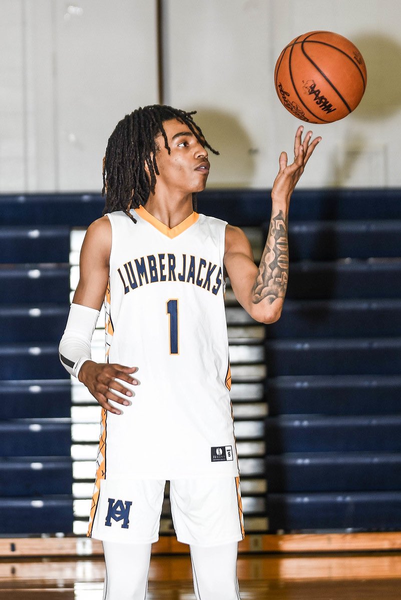 Markel1k_'s tweet image. As my senior year end I want to thank all the coaches and families that helped me through my journey and trainers that helped my game evolve, With that being said my Recruitment is open to all Coaches. #1️⃣out email:mmarkel723@gmail.com