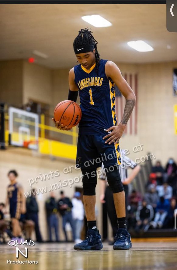 Markel1k_'s tweet image. As my senior year end I want to thank all the coaches and families that helped me through my journey and trainers that helped my game evolve, With that being said my Recruitment is open to all Coaches. #1️⃣out email:mmarkel723@gmail.com